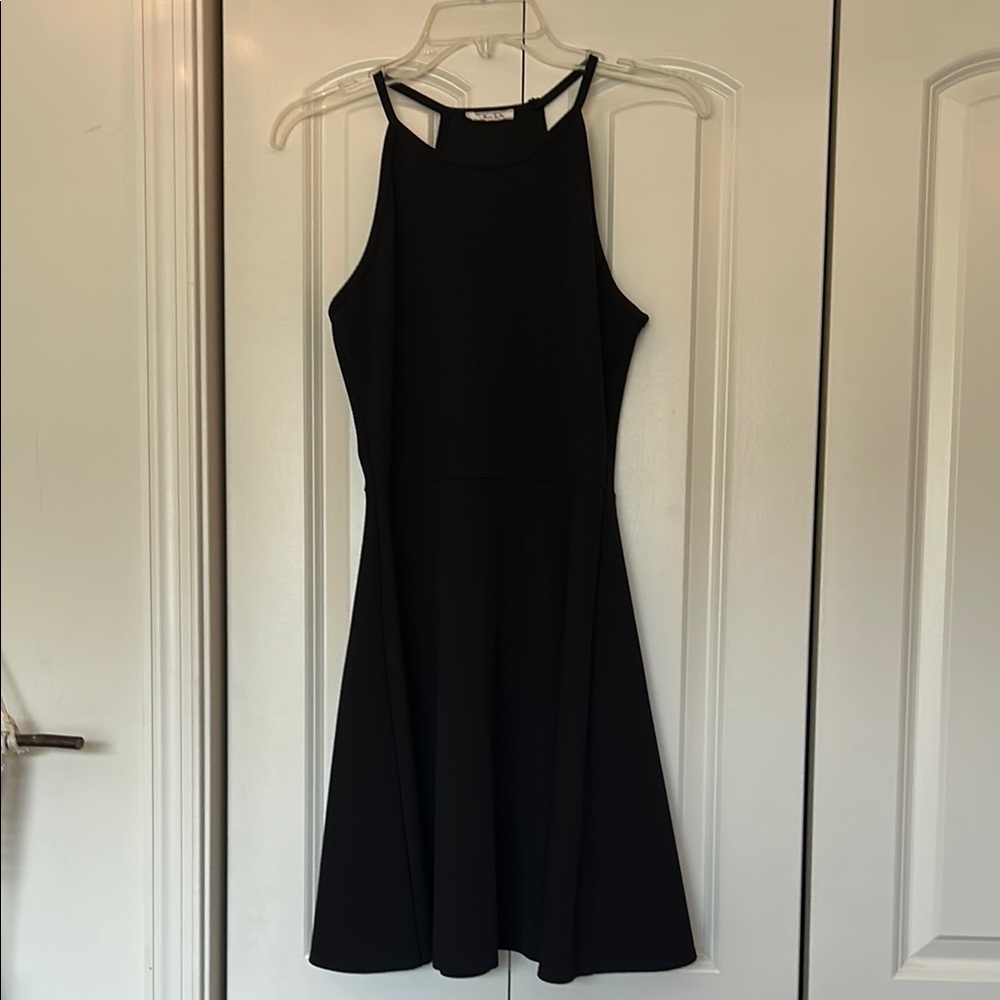 Black Sleeveless Dress